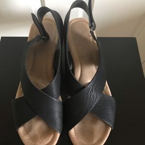 Chinese Laundry Black Wedge Sandals - Size 10